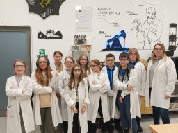 Rok szkolny 2023-2024 - 111 - Klasy piÑte w Podkarpackim Centrum Nauki ¥ukasiewicz